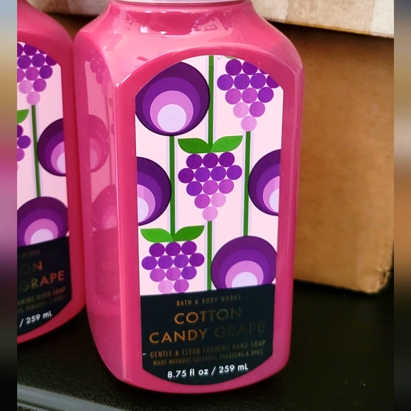 Cotton Candy Grape Bath & Body Foaming Handsoap + BBW Tote Bag 🛍 - Picture 4 of 8